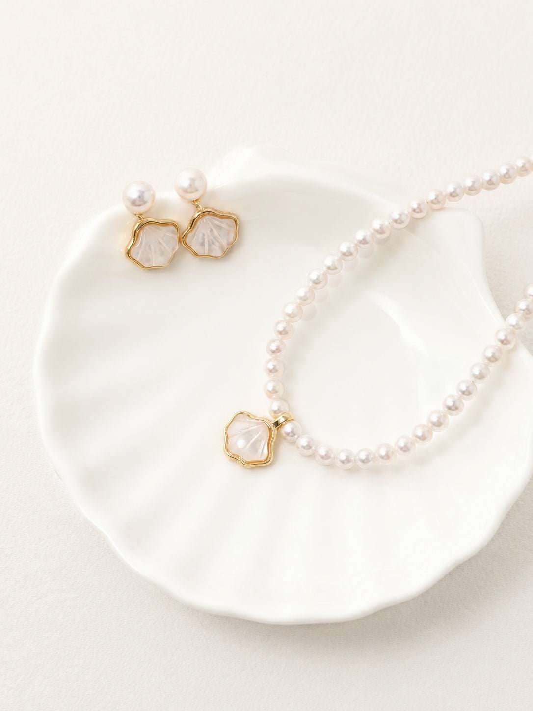 Freshwater Pearl Mother of Pearl Earrings - AwarePearl 19