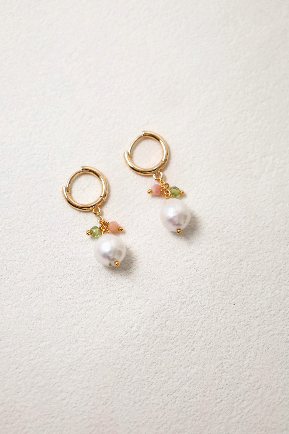 Baroque Pearl Huggie Earrings - AwarePearl 4