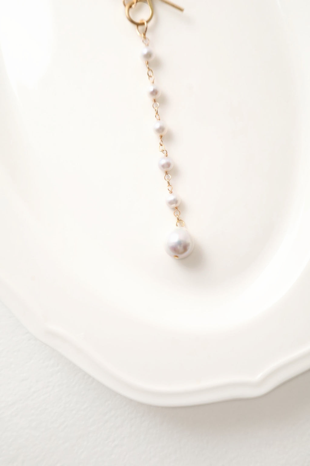 Bow Pearl Lariat Necklace - AwarePearl 9