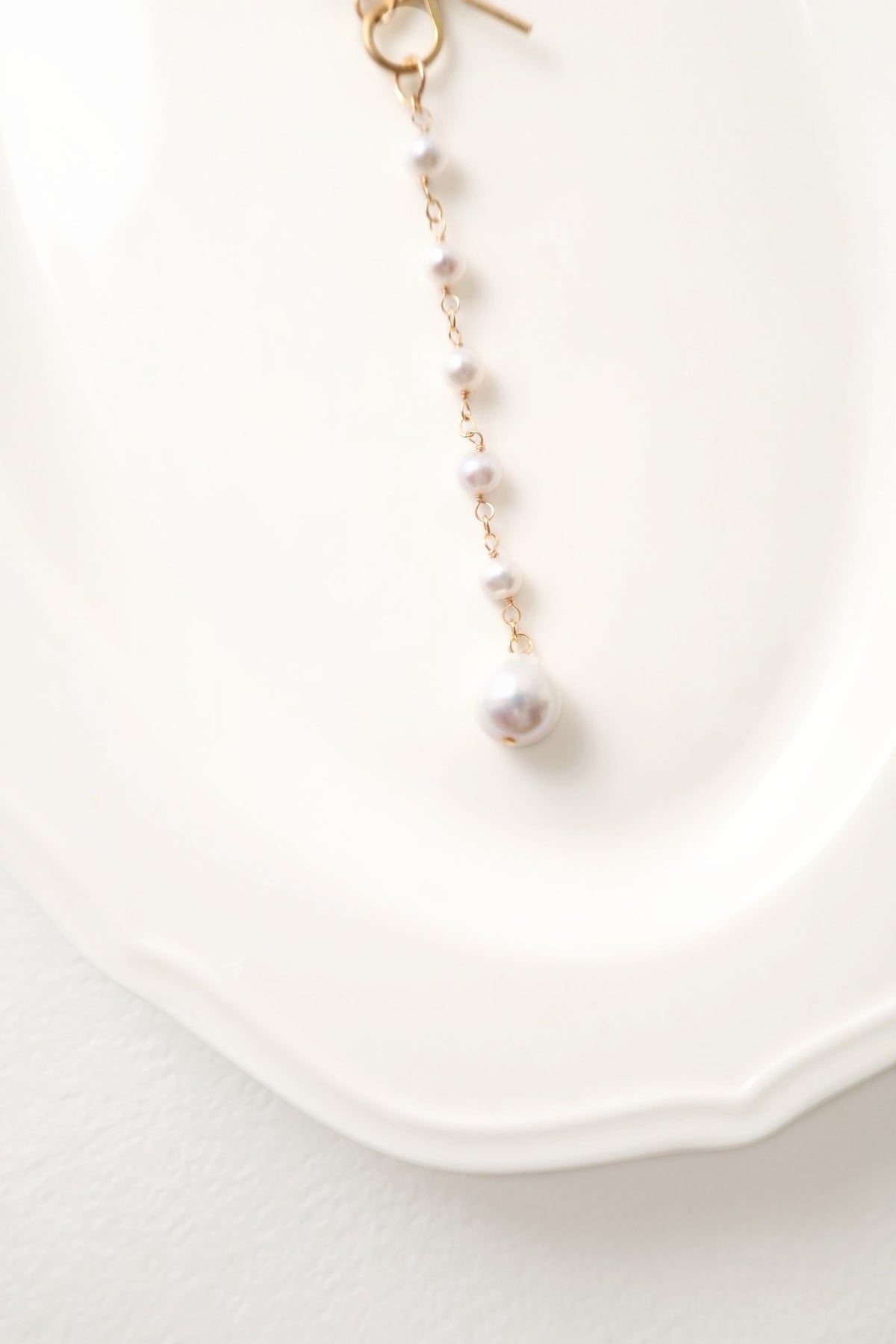 Bow Pearl Lariat Necklace - AwarePearl 9