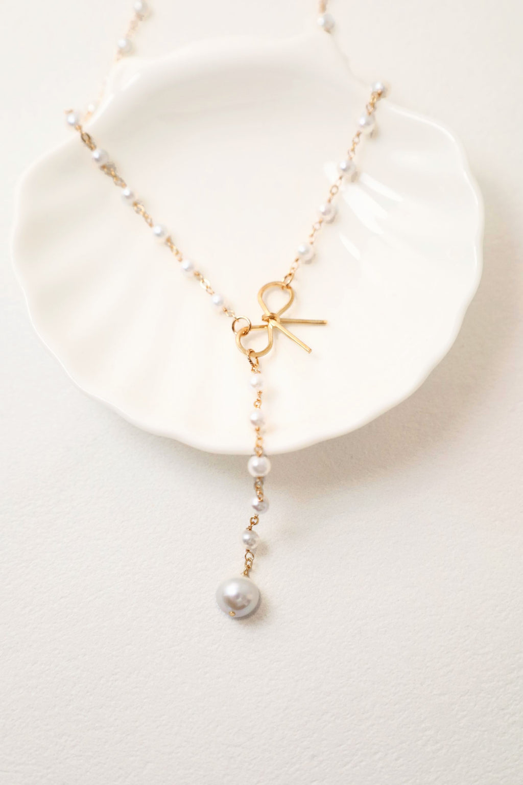 Bow Pearl Lariat Necklace - AwarePearl 3