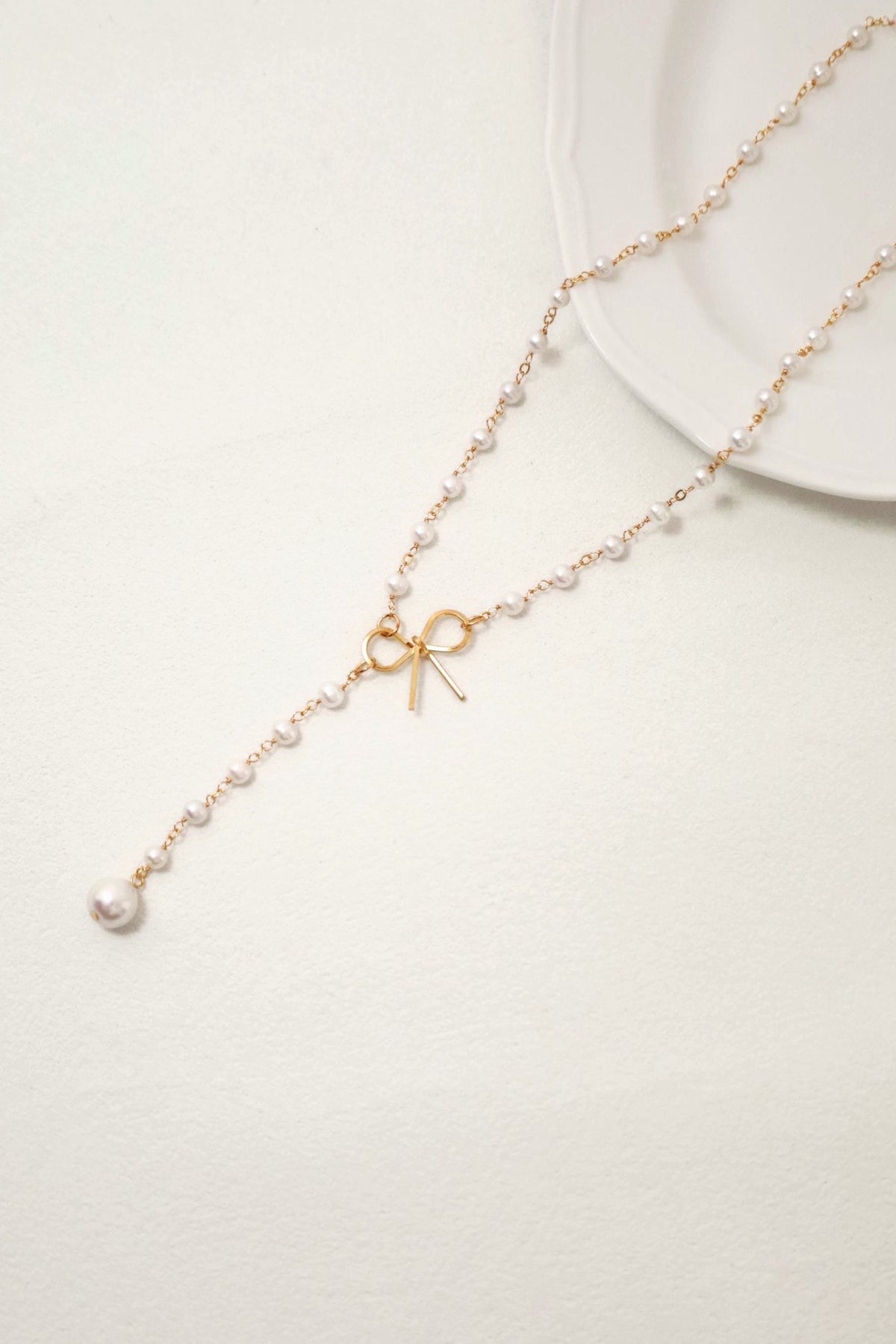 Bow Pearl Lariat Necklace - AwarePearl 4