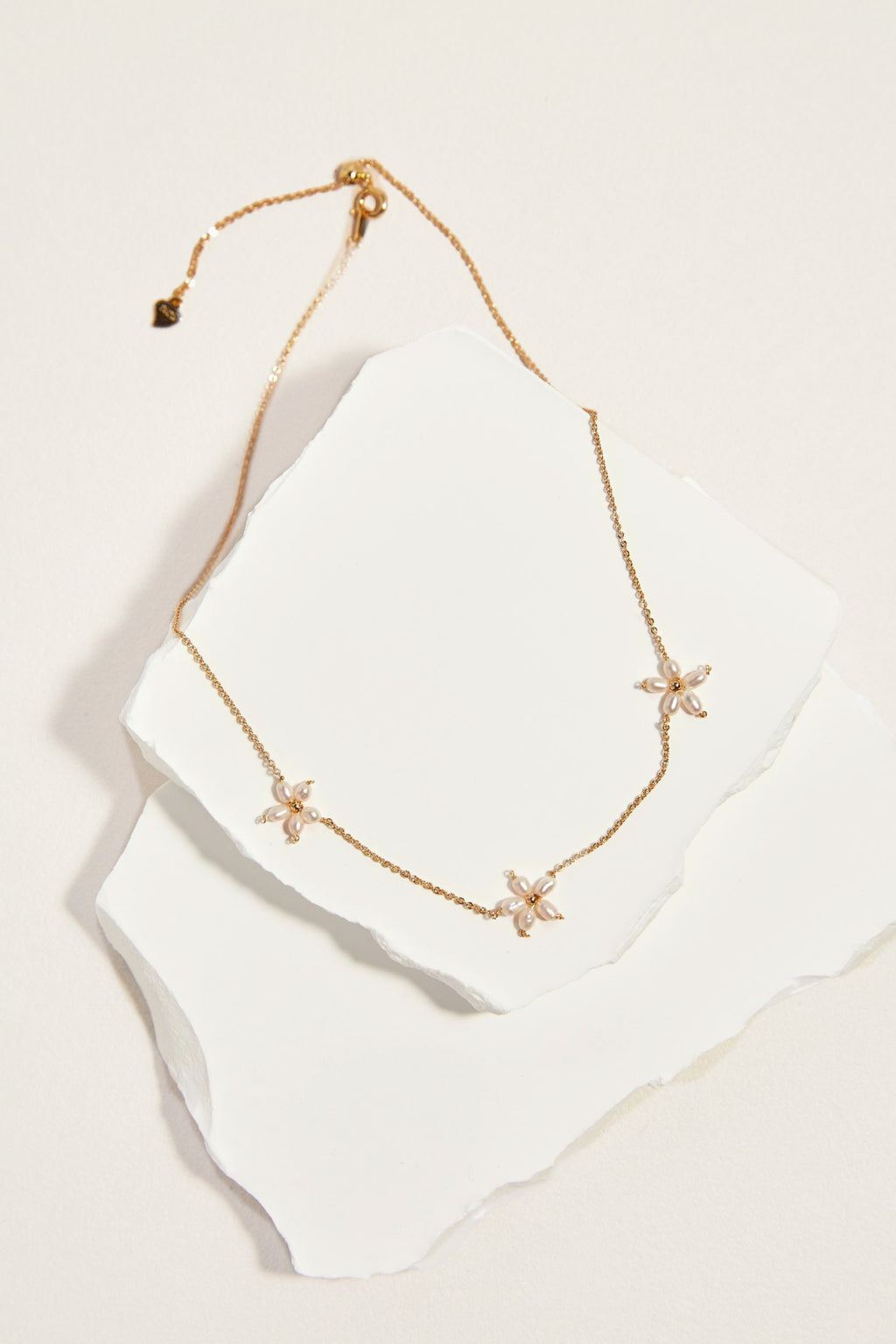 Pearl Flower Necklace - AwarePearl 2