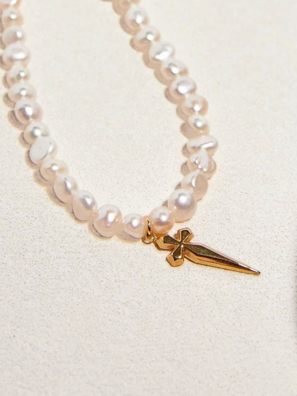 Statement Pearl Necklace - AwarePearl 2