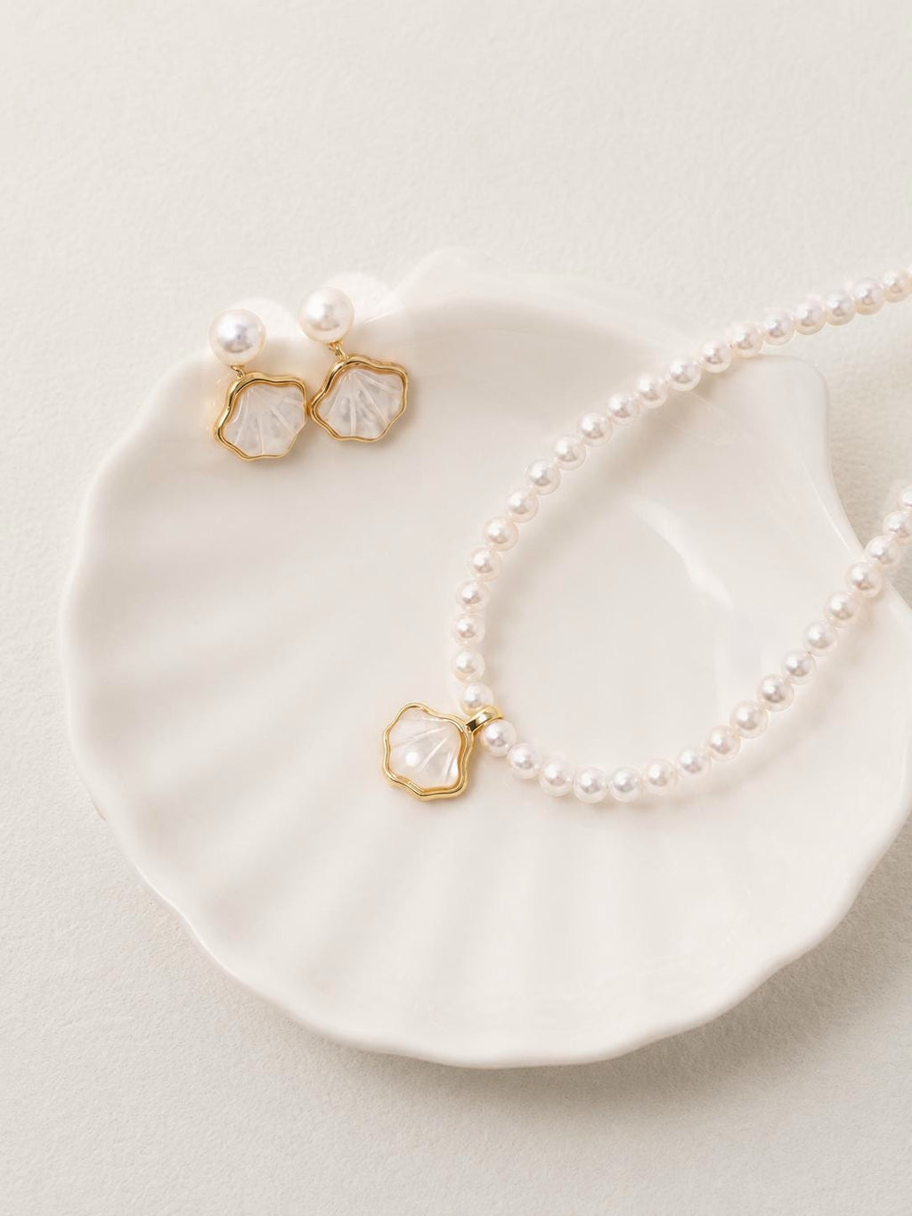 Freshwater Pearl Shell Necklace - AwarePearl 9