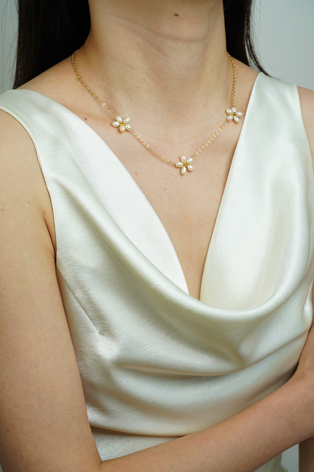 Daisy Pearl Necklace