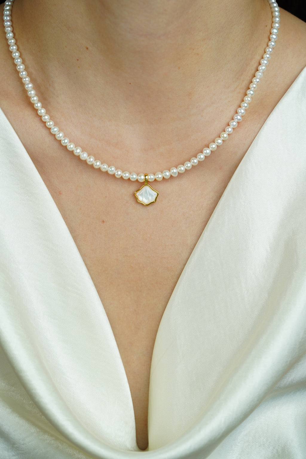 Mother-of-Pearl Pendant Necklace