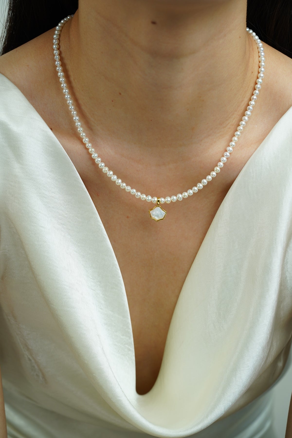 Mother-of-Pearl Pendant Necklace
