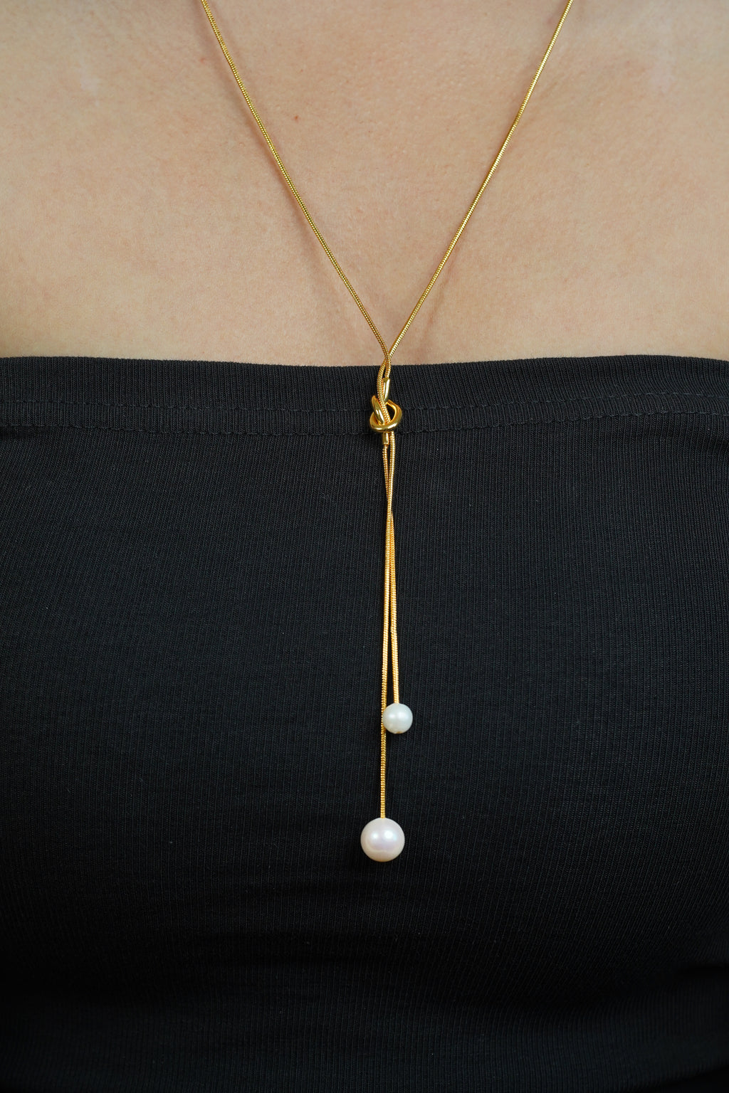 Minimal Gold Pearl Lariat
