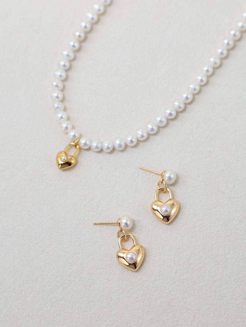 Sweetheart Earrings product photo 5