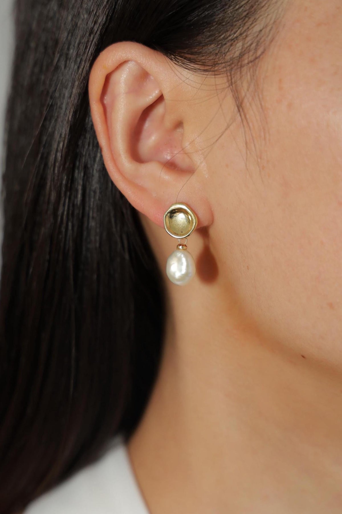 Baroque Pearl Drop Earrings – Gold