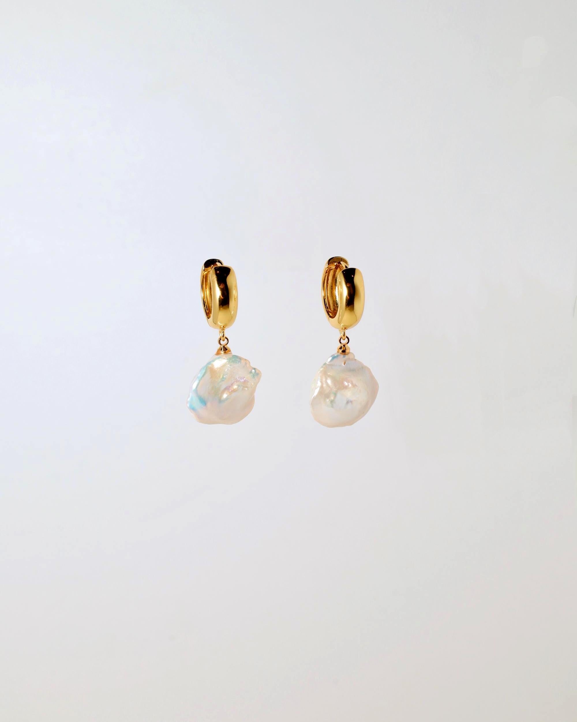 Baroque Pearl Hoop Earrings - AwarePearl 10