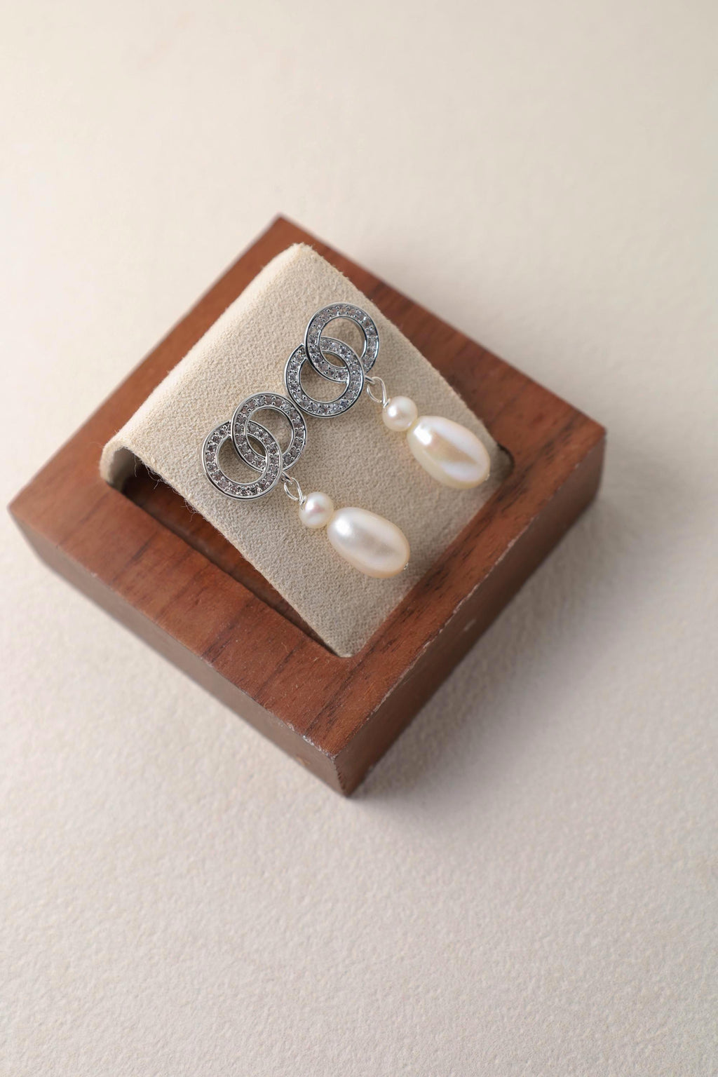Pearl Drop Earrings - AwarePearl 2