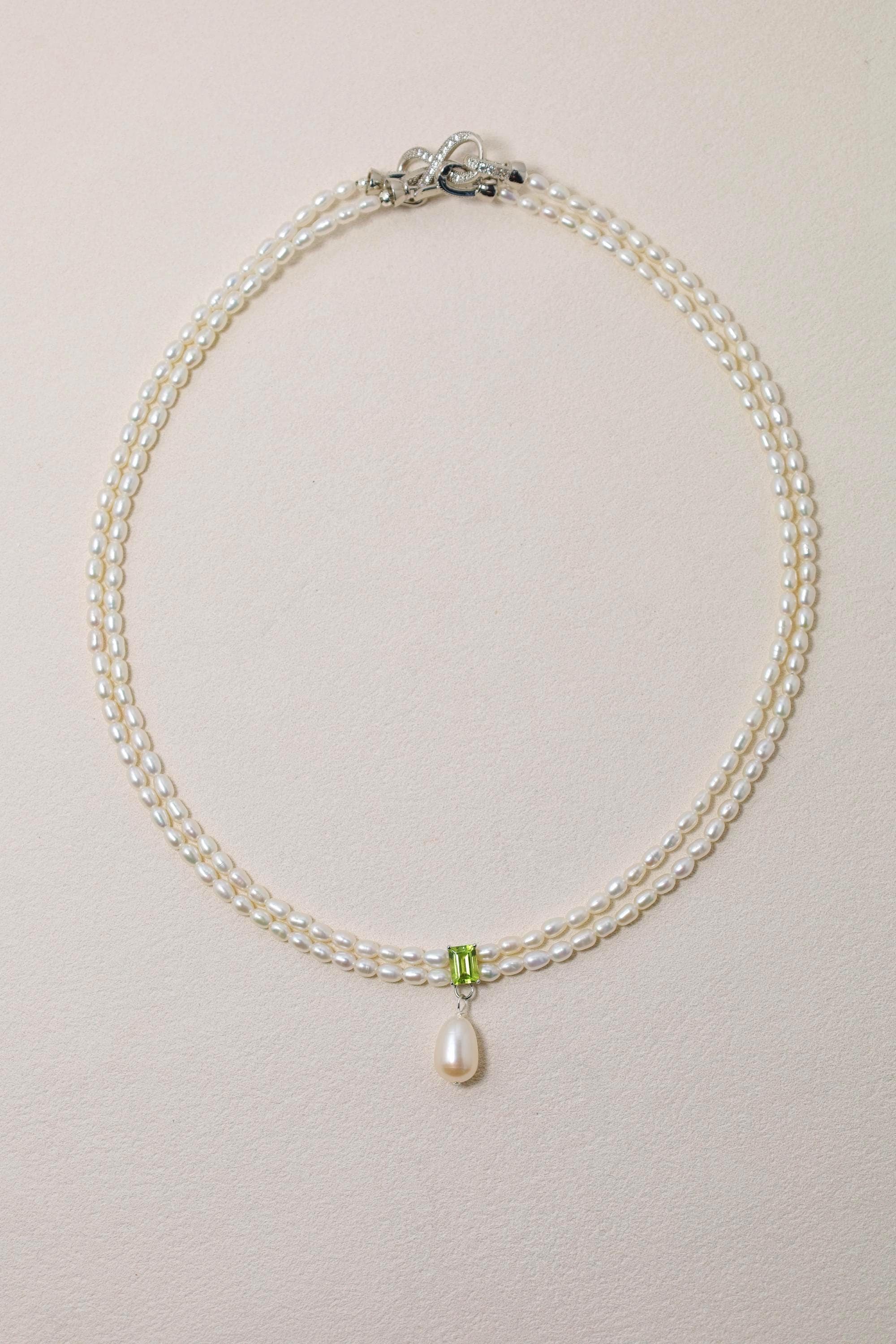 Peridot Pearl Necklace - AwarePearl 2