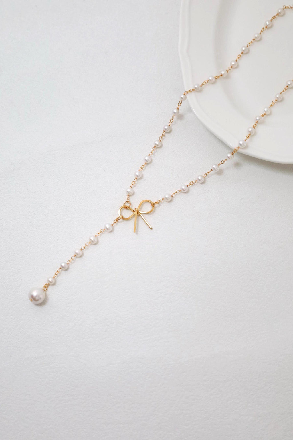 Bow Pearl Lariat Necklace - AwarePearl 4