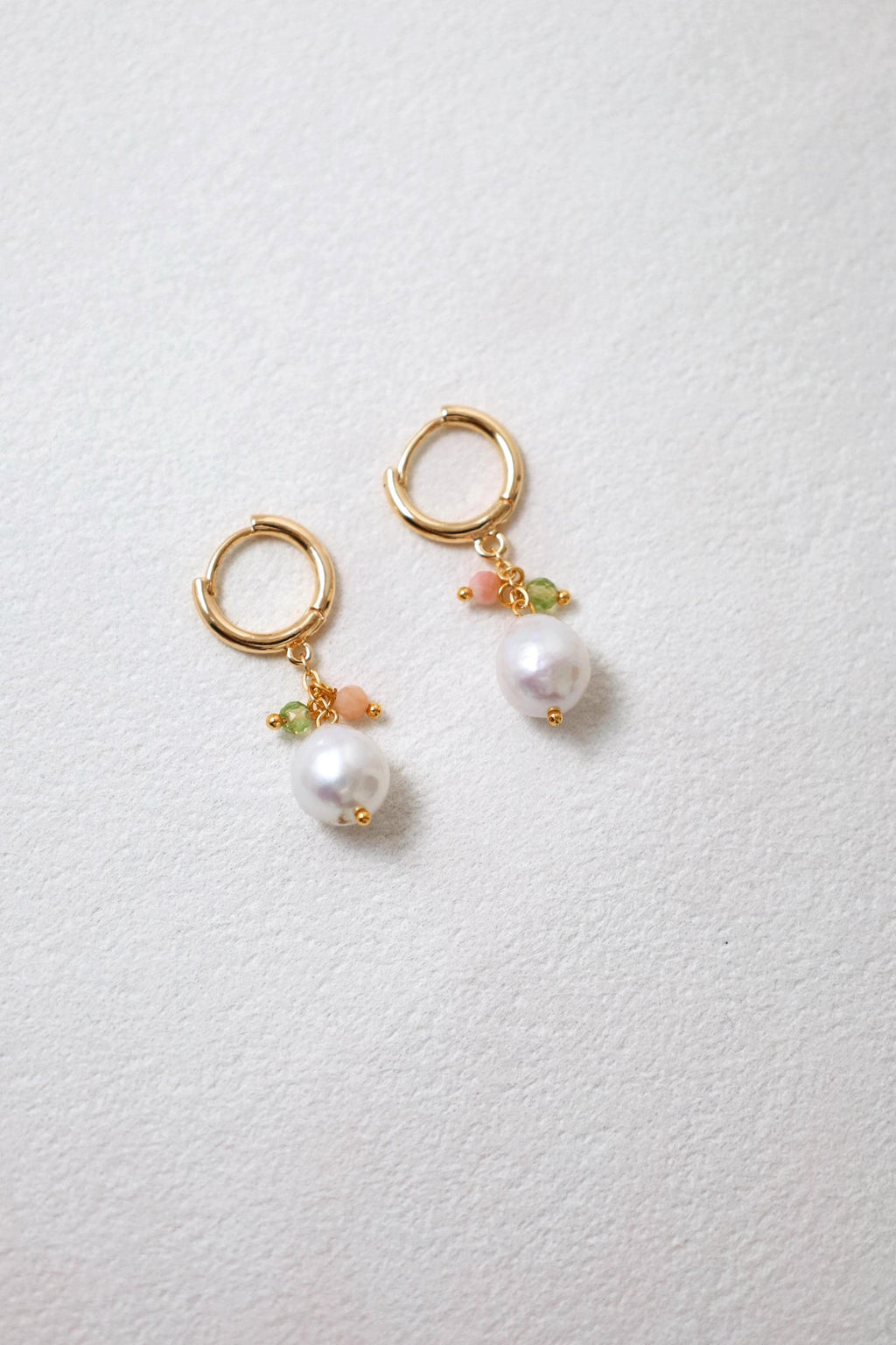 Baroque Pearl Huggie Earrings - AwarePearl 4