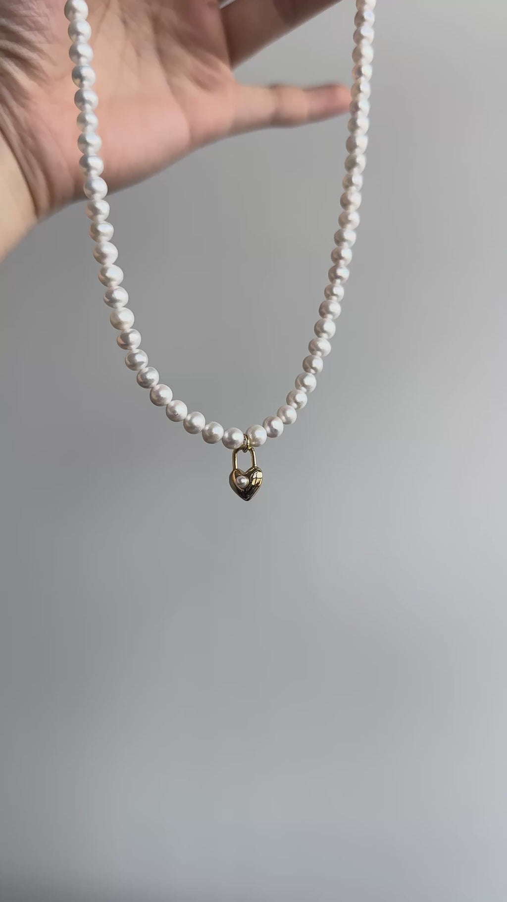 Andy Heart Charm Pearl Necklace